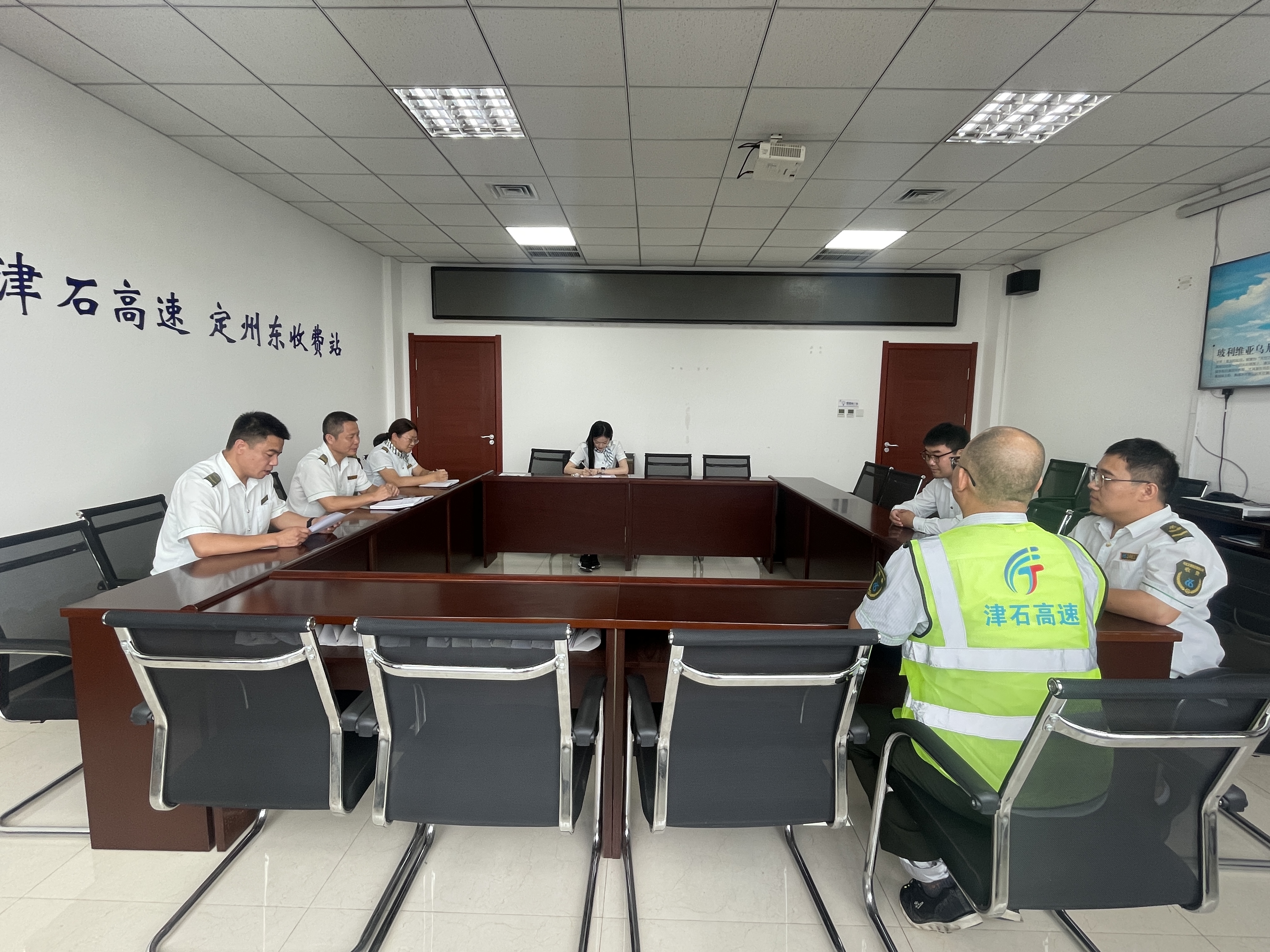 F:\桌面\d12c6127bc9060c55b6131026b51a8c7.jpg F:\桌面\d12c6127bc9060c55b6131026b51a8c7.jpg