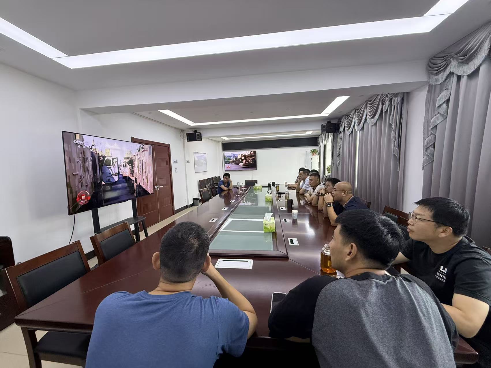 C:\Users\Administrator\Desktop\微信图片_20250903101339_33_320.jpg C:\Users\Administrator\Desktop\微信图片_20250903101339_33_320.jpg